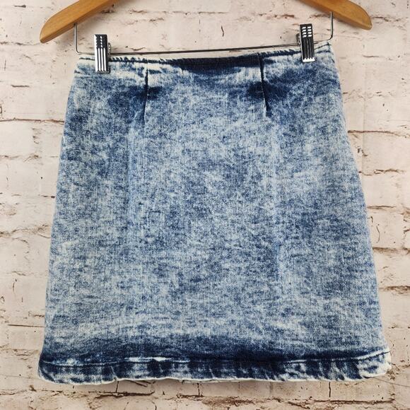 Retrofete Willa Skirt in Light Blue Acid Size Small - Picture 5 of 9